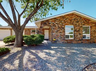 6402 Mendius Ave NE, Albuquerque, NM 87109