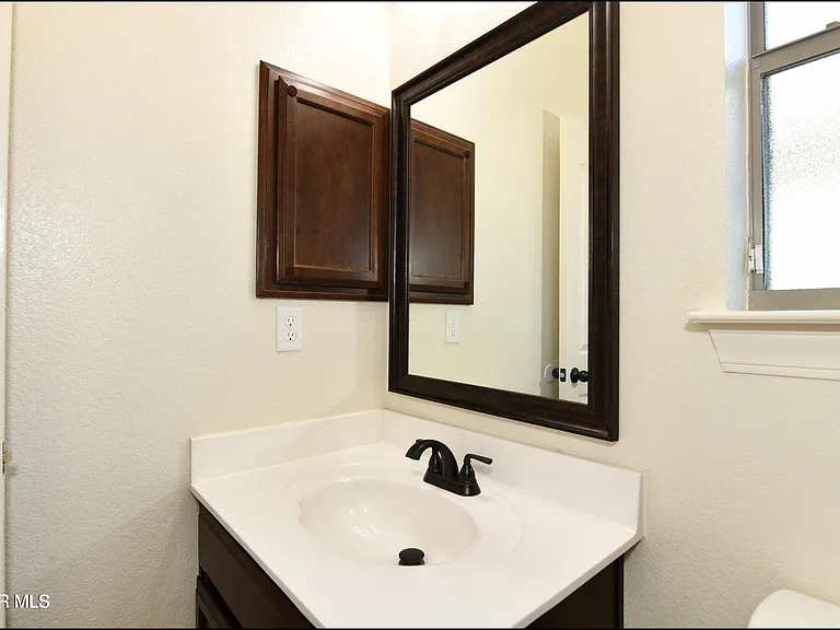 14309 S Cave Ave — Photo 24