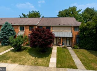 125 Caernarvon Ct, Exton, PA 19341