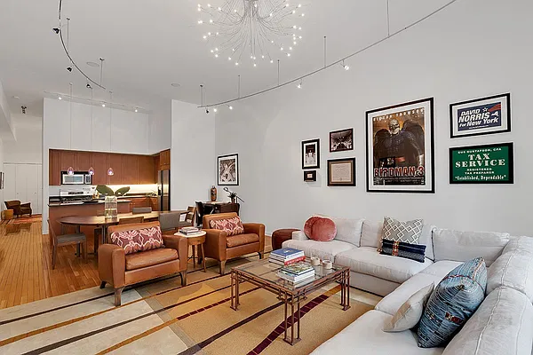 Sold by Fionn Campbell | media 3
