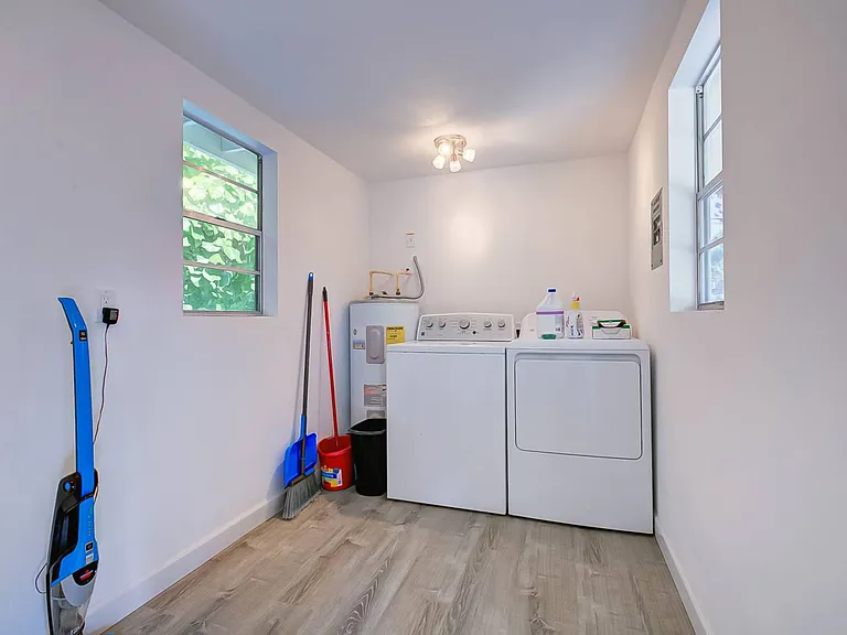 4638 Gleason Ave — Photo 28