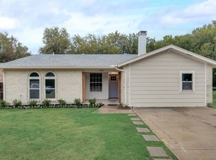 413 Brian Dr, Grand Prairie, TX 75052