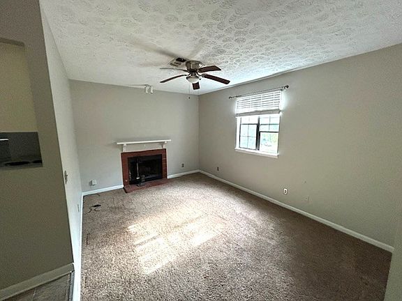 2nd image of 5163 Hunters Point Ln
