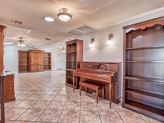 4th image of 10152 Trinidad Dr