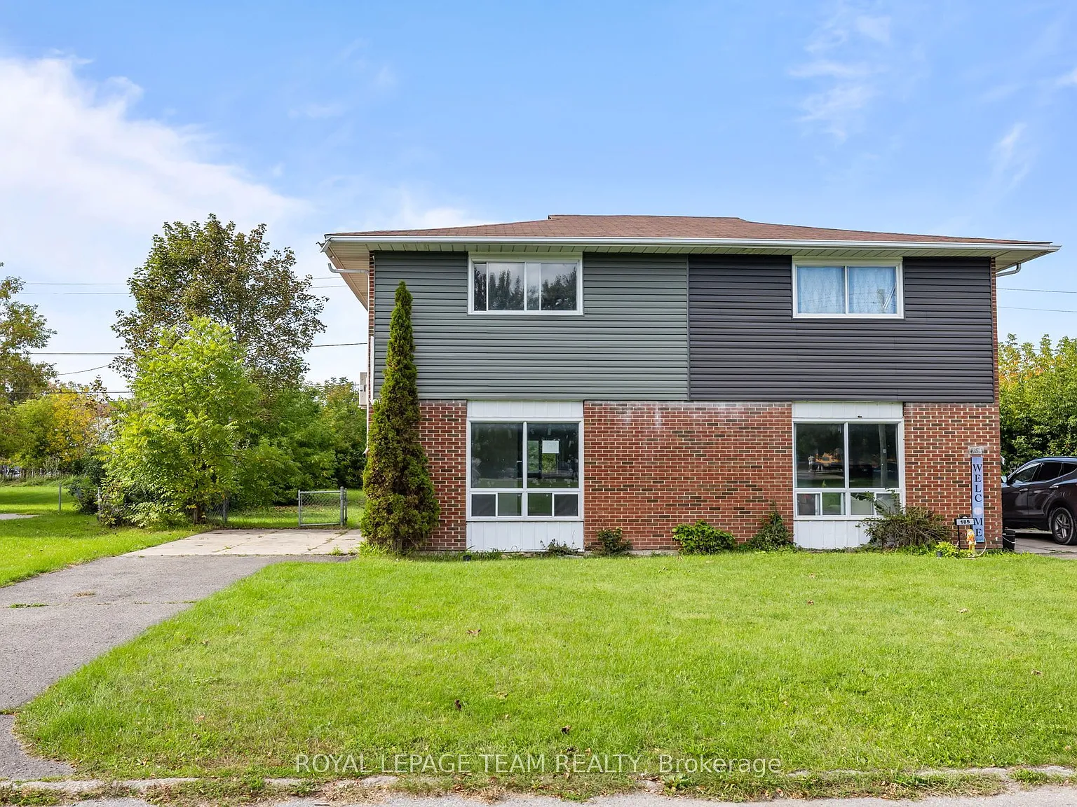 3 bed, $2,700 — Photo 2
