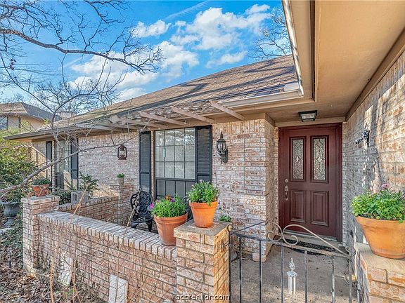 4th image of 2912 Rayado Ct S