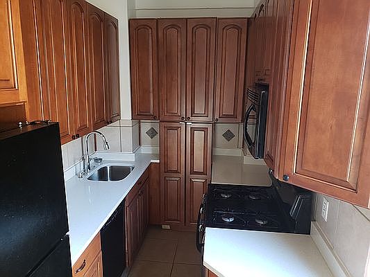 4th image of 172 E 4th St APT 12C