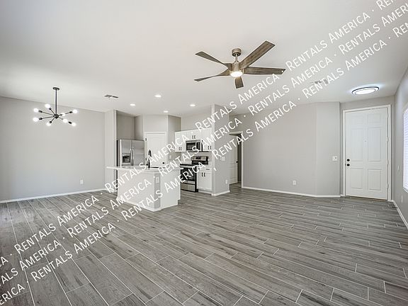 4th image of 2738 E Indian Wells Pl