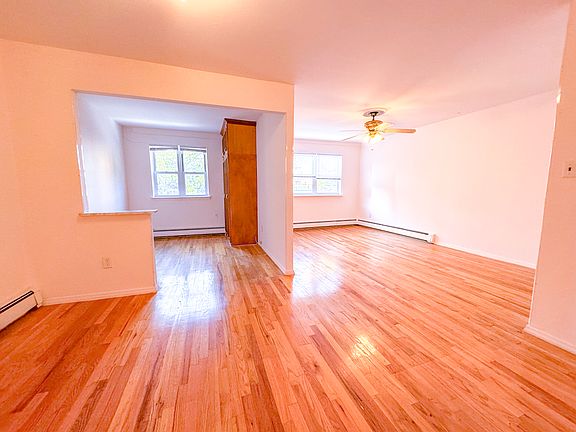 4th image of 36-17 29th St #2-1