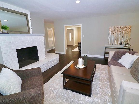 5th image of 73 Regents Park Dr