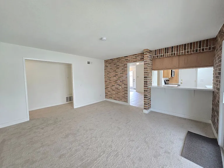 5404 Quince St — Photo 6