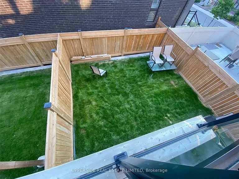 8 Sable Rd — Photo 5