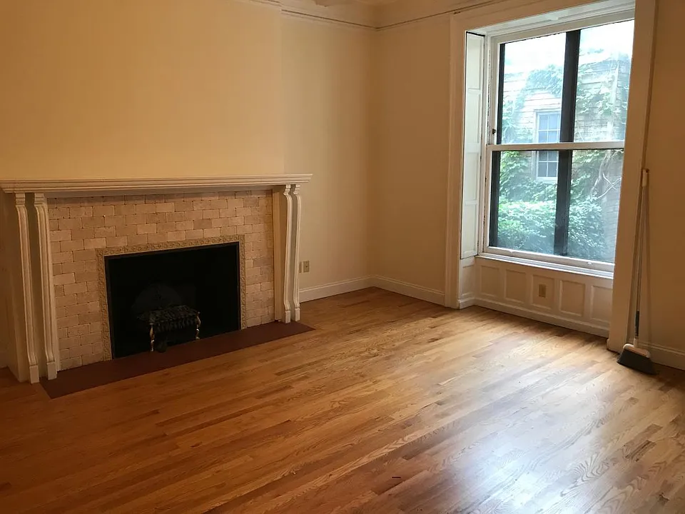 329 State St #1