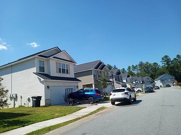 4th image of 26 Perlieu Ct