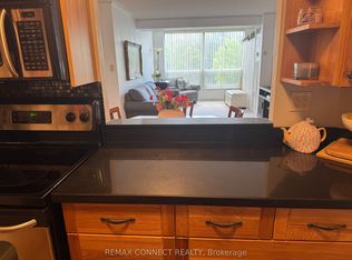 326 Major Mackenzie Dr E #221, Richmond Hill, ON L4C 8T4