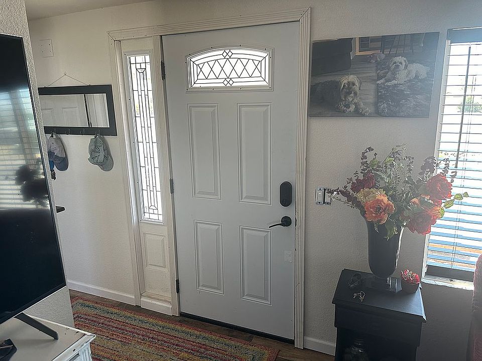 1st image of 1203 Zircon Ave