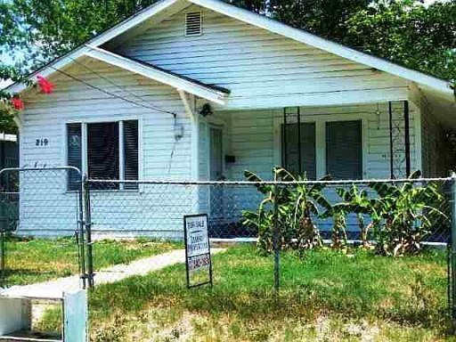 2nd image of 219 SOUTHOLME AVE