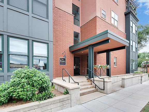 2nd image of 445 Wacouta St Unit 307