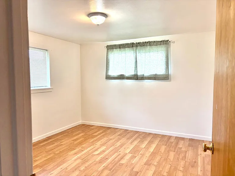 5814 Renton Ave S — Photo 3