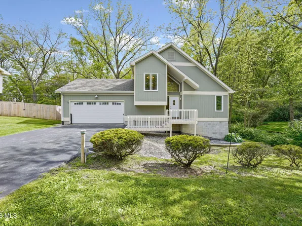 1125 Glen Meadow Dr, Findlay, OH 45840