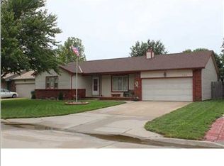 705 N Covington St, Wichita, KS 67212