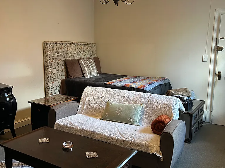 1201 Light St #1R — Photo 4