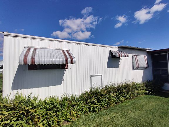 2nd image of 753 W Main St #132