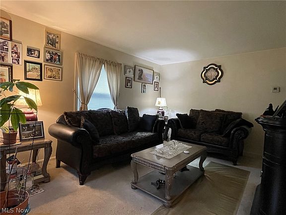 3rd image of 4358 Redding Rd