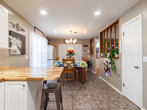 4th image of 1025 Sunrise Dr