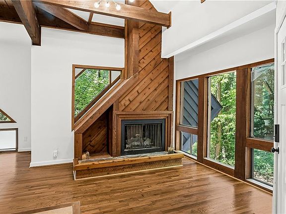 13th image of 2965 Pond View Ct