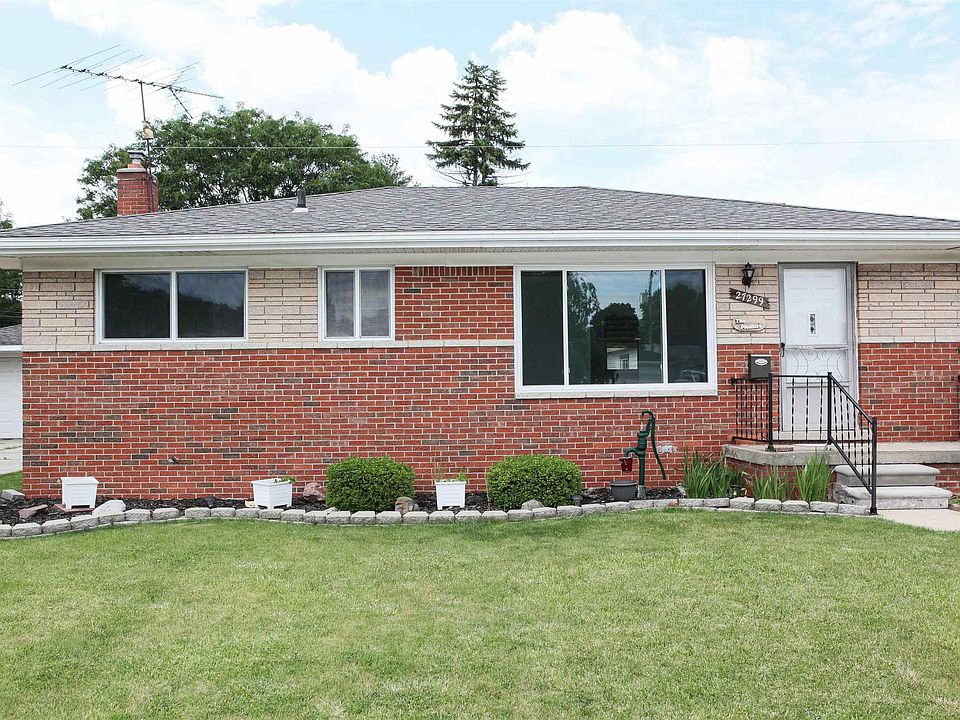 1st image of 27299 Floral St