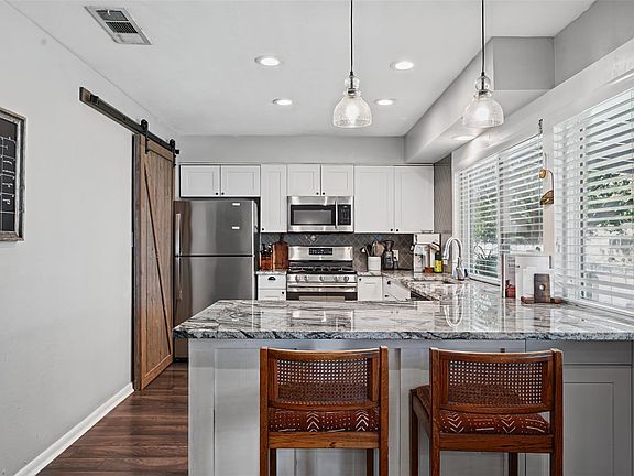 5th image of 9007 W Pointer Ln
