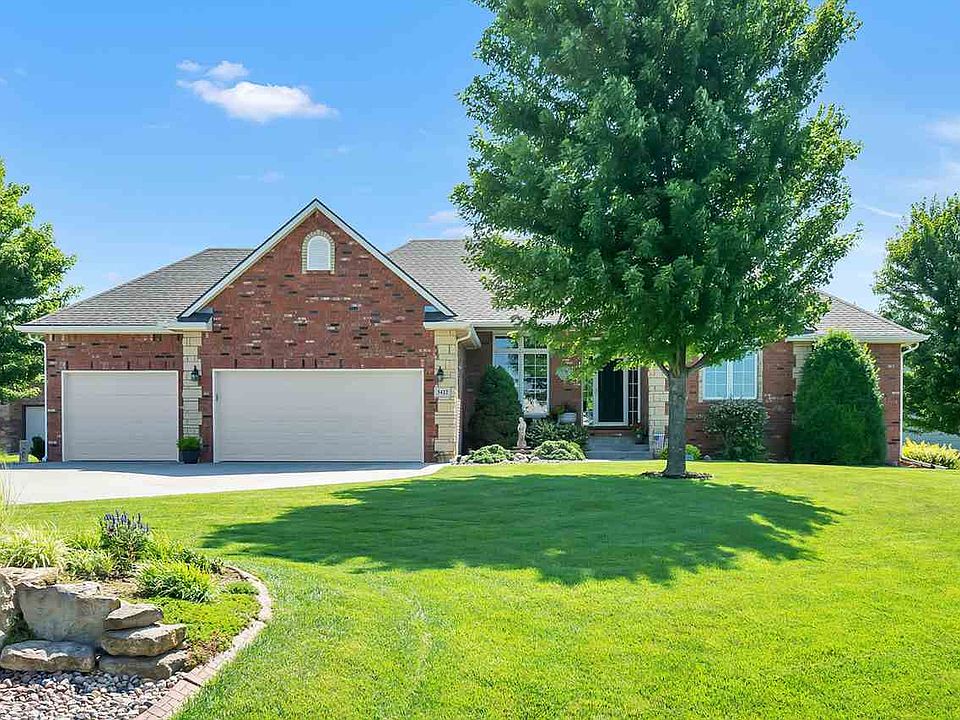 1st image of 3422 Bridgewood Cir