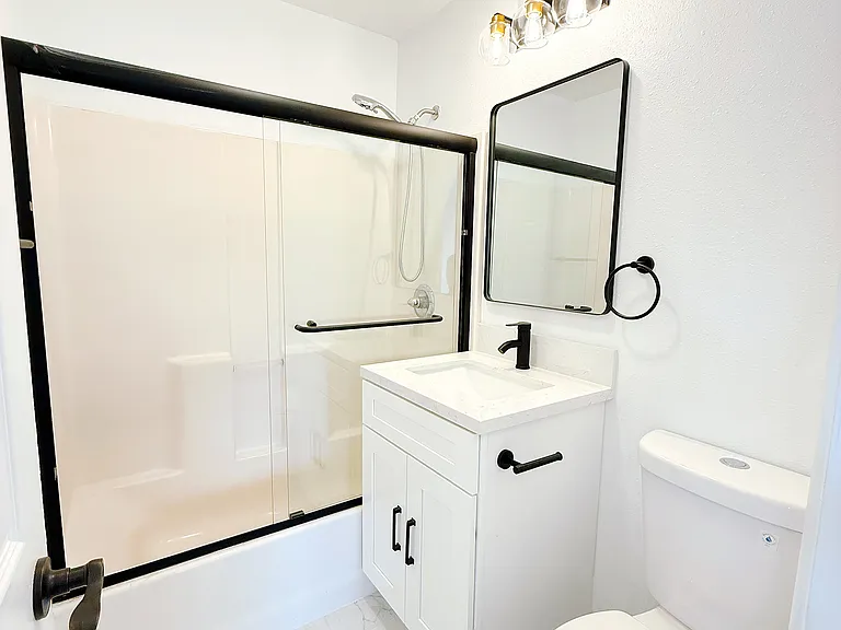 310 E Angeleno Ave #3 — Photo 4