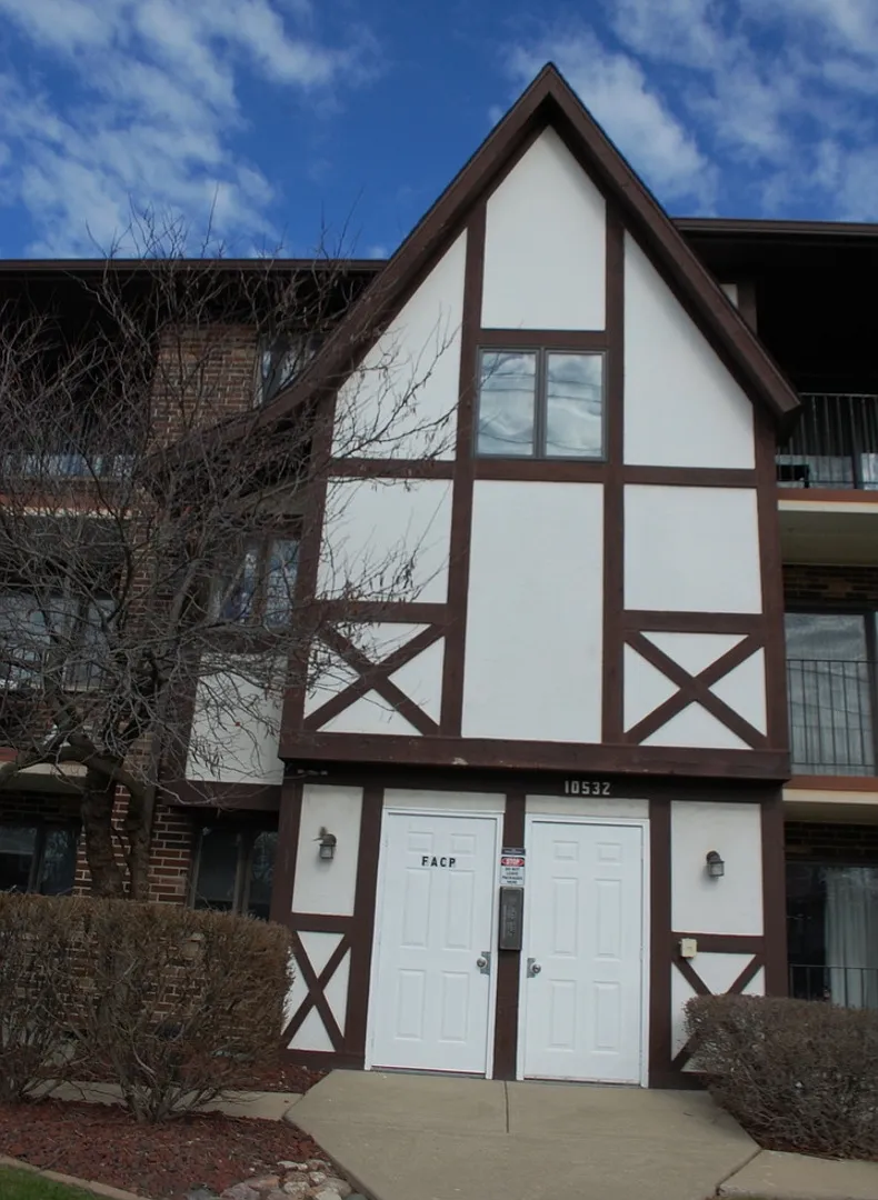 10532 Ridge Cove Dr APT 27A photo 1