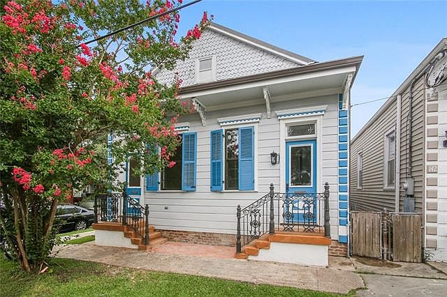 1st image of 146 N Telemachus St