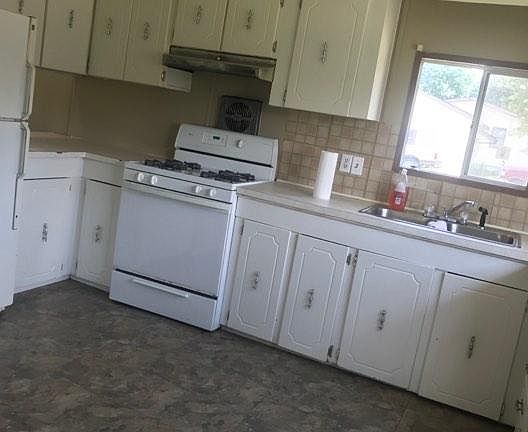 4th image of 420 Chestnut St