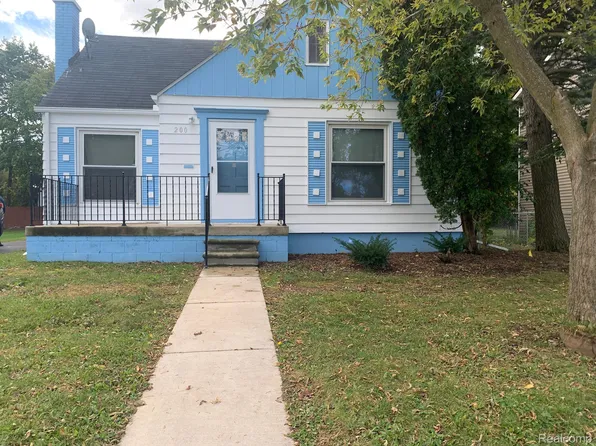 200 Whittemore St, Pontiac, MI 48342