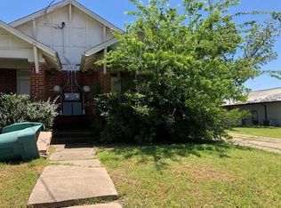 322 W Laurel St, Sherman, TX 75090