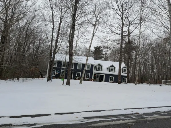 6 Summit Ter, Falmouth, ME 04105