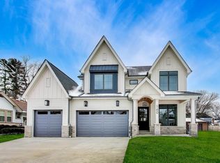 160 E Cayuga Ave, Elmhurst, IL