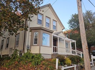 32 Charles St, Woonsocket, RI 02895