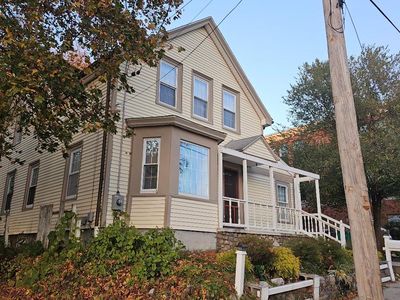 32 Charles St, Woonsocket, RI, 02895
