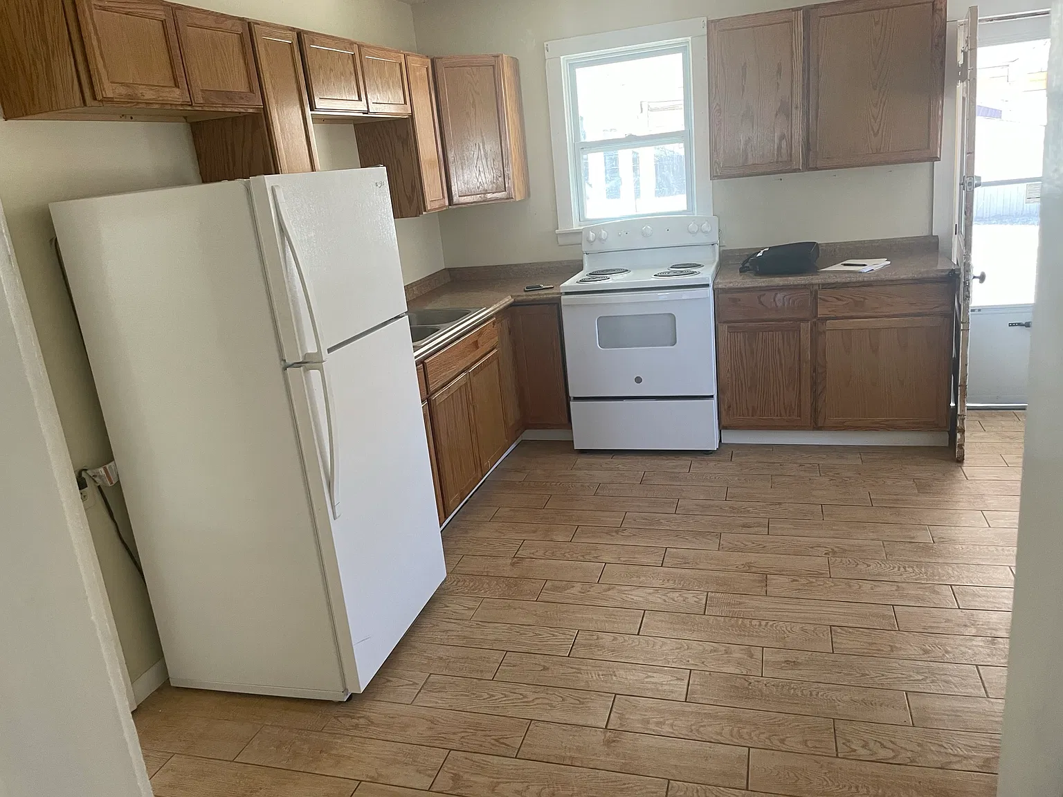 421 Charles - 1 — Photo 4