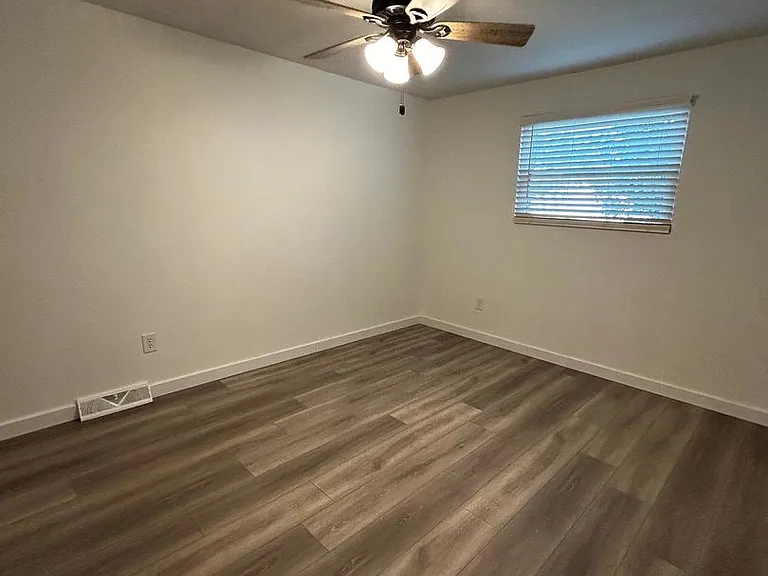 3559 Halpern St — Photo 11