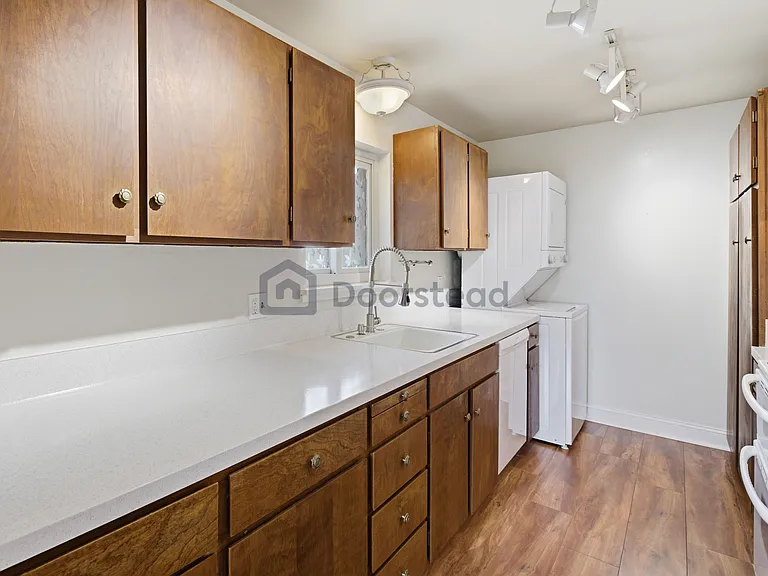 11515 Greenwood Ave N #B — Photo 15