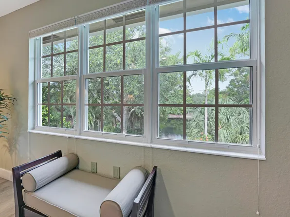 127 Via Castilla, Jupiter, FL 33458