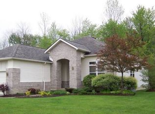 556 Deer Path Ln, Northfield, OH 44067