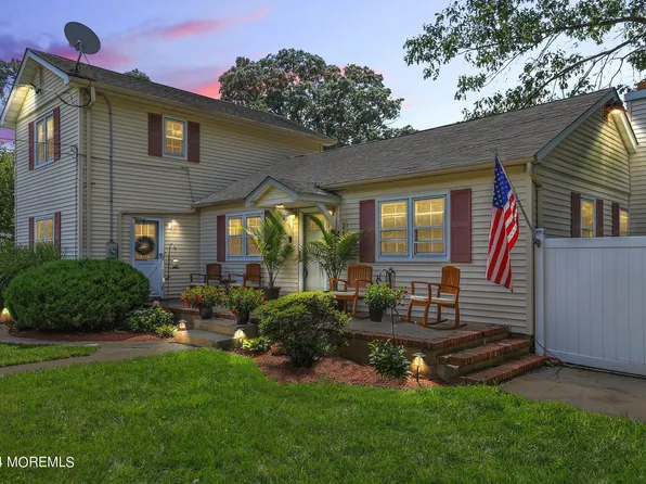 26 Locust Avenue, Jackson, NJ 08527