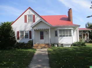 320 Main St, Aurelia, IA 51005